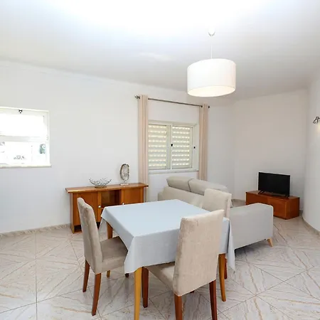 A16- Olive Mill 1 Bed In Lagos